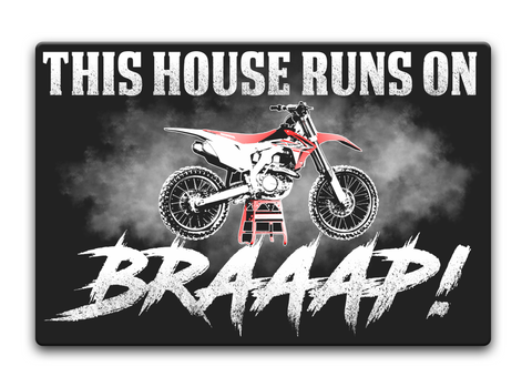 This House Runs On Braaap! Standard áo T-Shirt Front