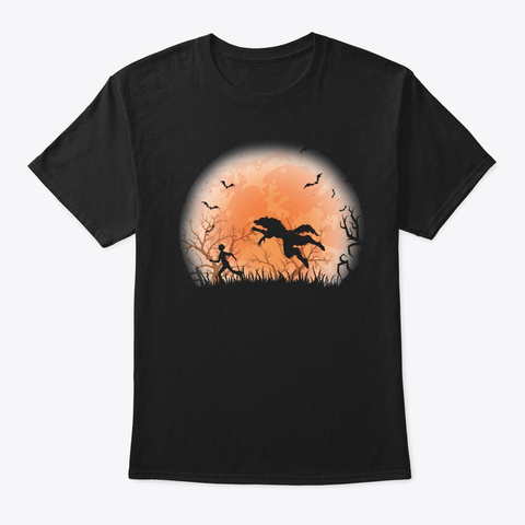 Werewolf Hunting A Human On A Spooky Nig Black T-Shirt Front
